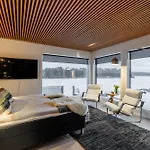 Northern Lights River Nest
