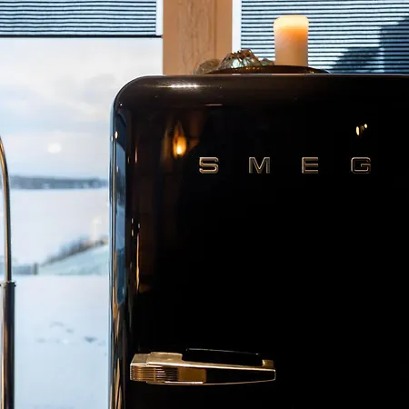 Northern Lights River Nest