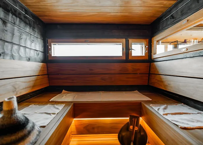 Villa Northern Lights River Nest