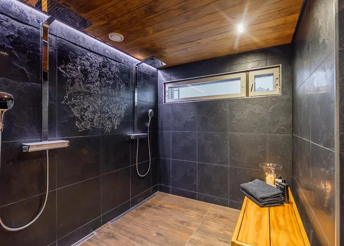 Villa Northern Lights River Nest Rovaniemi